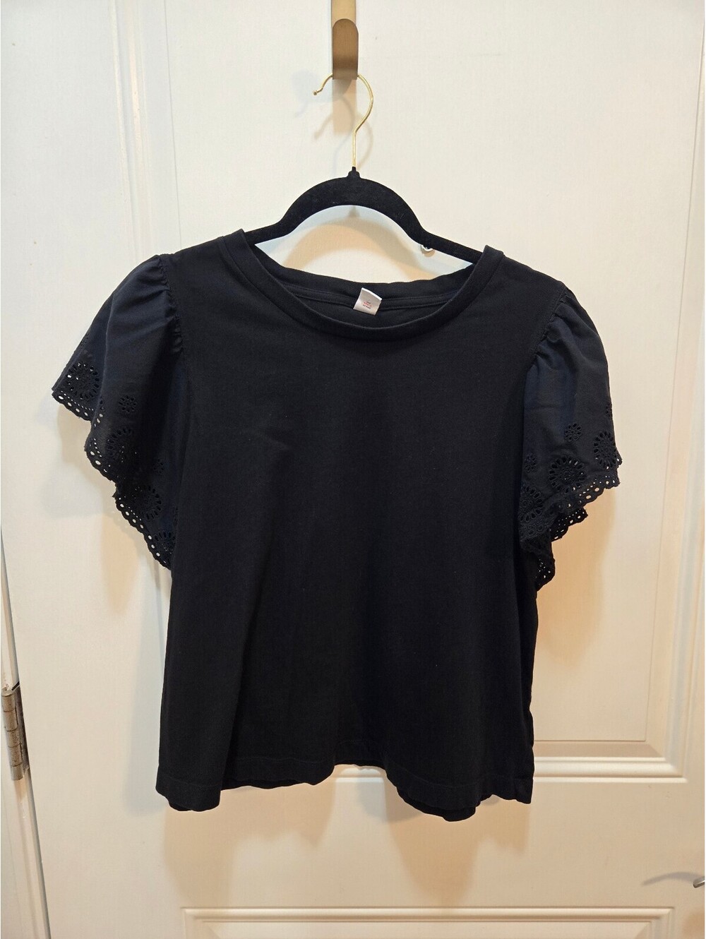 Old Navy Women's Size L Black Eyelet Lace Flutter Sleeve Cotton Knit T-Shirt Top